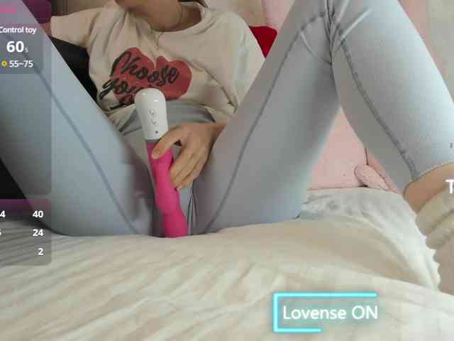 MiaSweety webcam