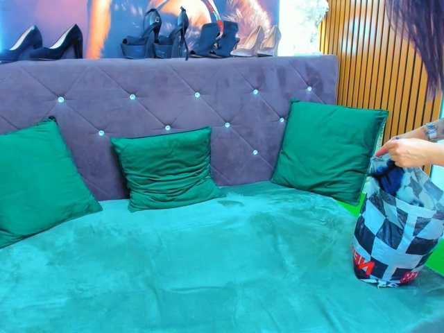 LauraSinFull's BongaCams show and profile