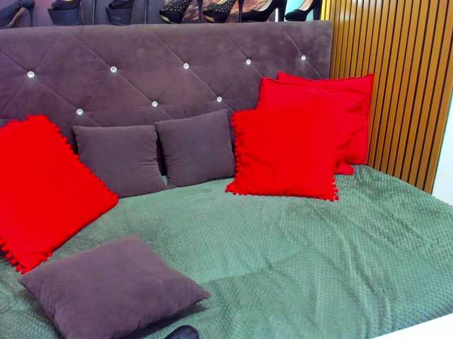 LauraSinFull's BongaCams show and profile