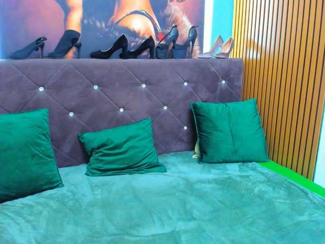 LauraSinFull's BongaCams show and profile