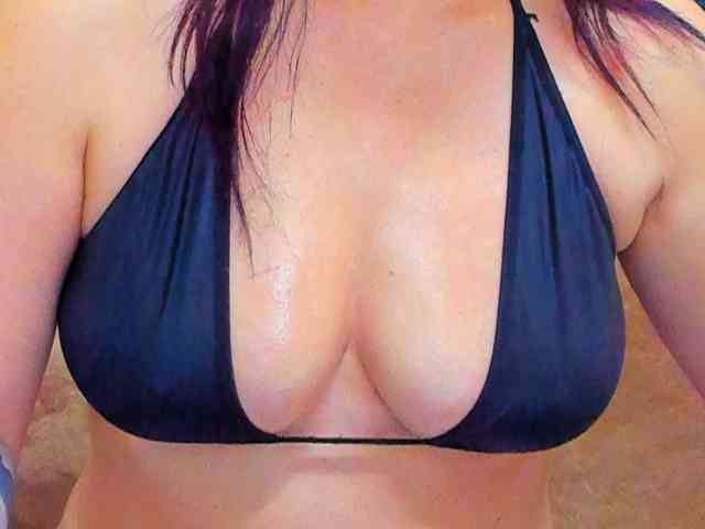 LauraSinFull webcam
