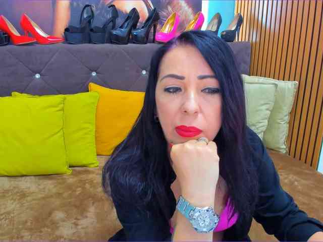 free online chat room LauraSinFull