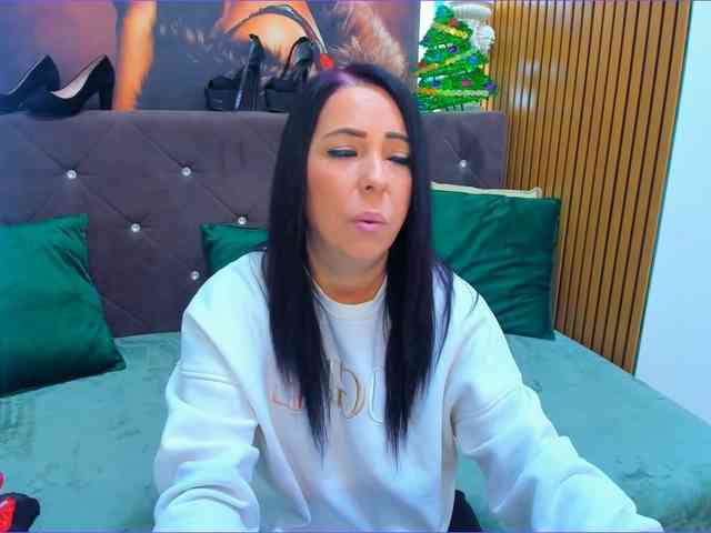 LauraSinFull LauraSinFull