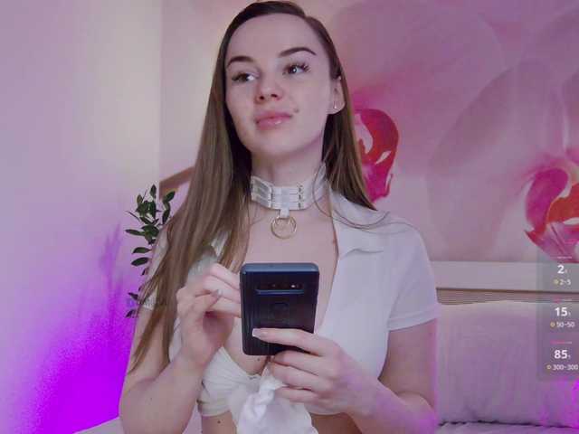 SincereLight's BongaCams show and profile