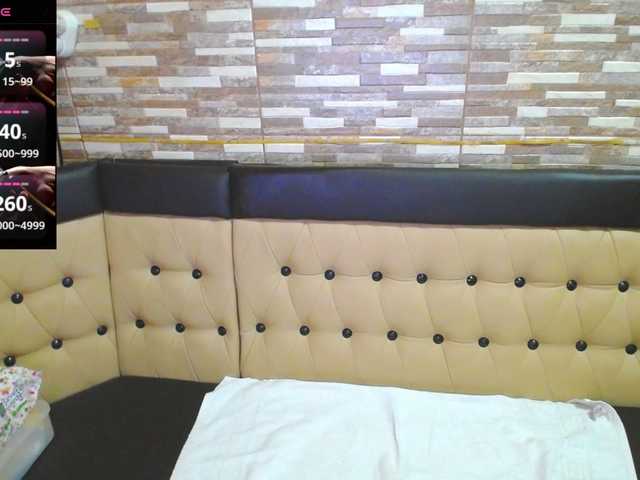 Yanisa28 live cam profile