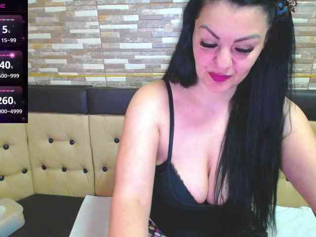 Yanisa28 webcam