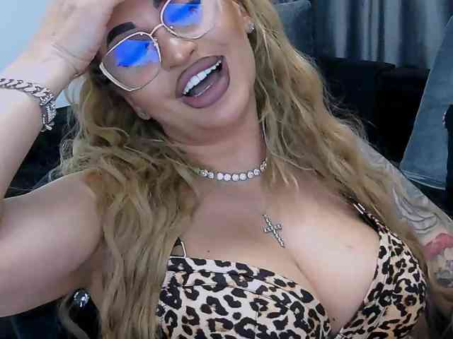 lovelyblondyx lovelyblondyx