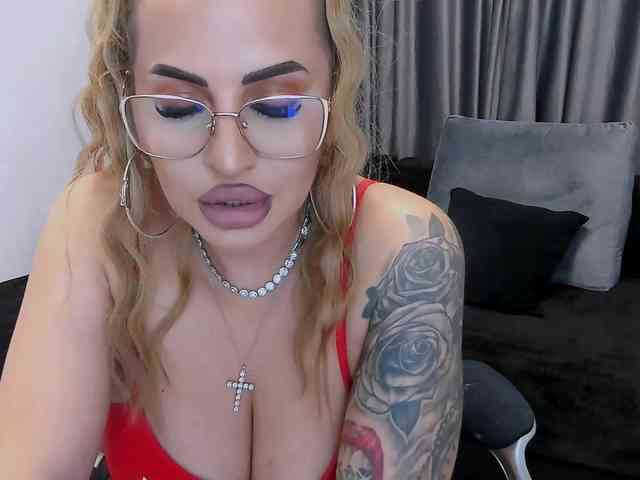 lovelyblondyx lovelyblondyx