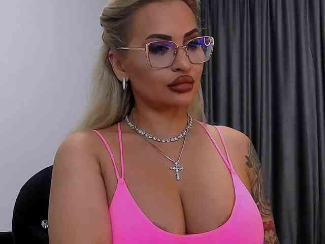 lovelyblondyx lovelyblondyx