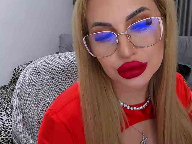 lovelyblondyx lovelyblondyx