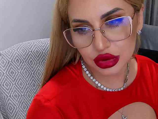 lovelyblondyx lovelyblondyx