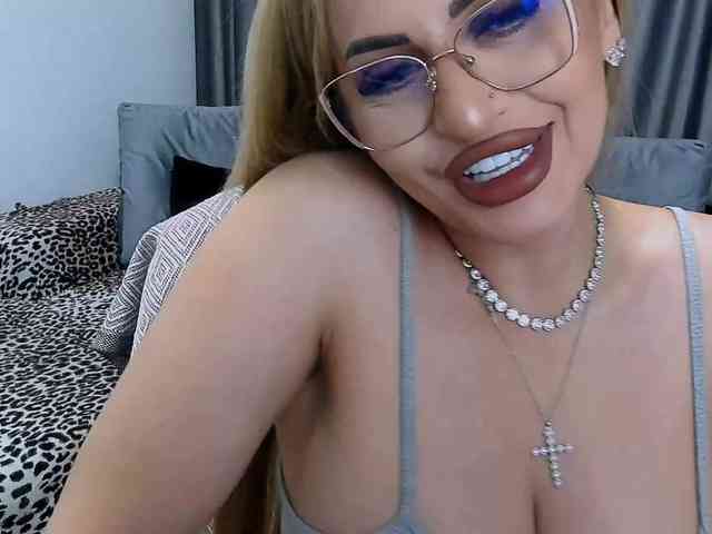 lovelyblondyx lovelyblondyx