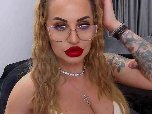 lovelyblondyx lovelyblondyx