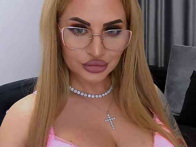 lovelyblondyx lovelyblondyx