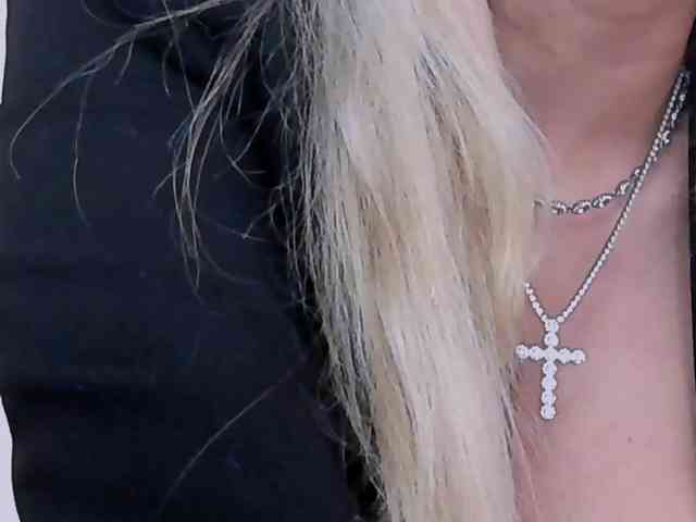 lovelyblondyx lovelyblondyx