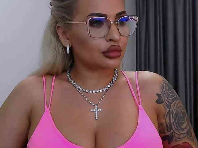 lovelyblondyx lovelyblondyx