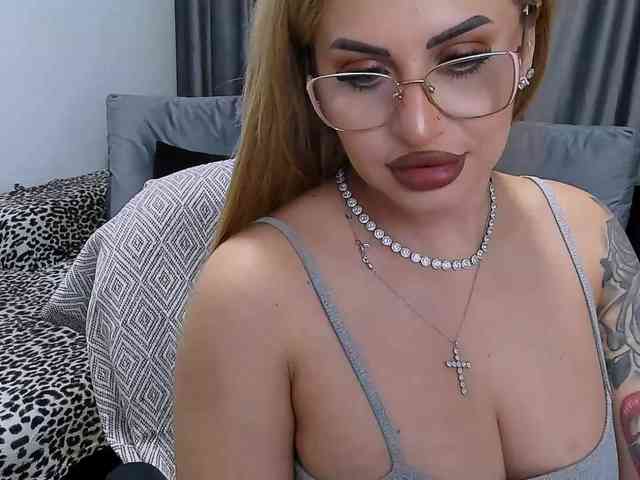 lovelyblondyx lovelyblondyx