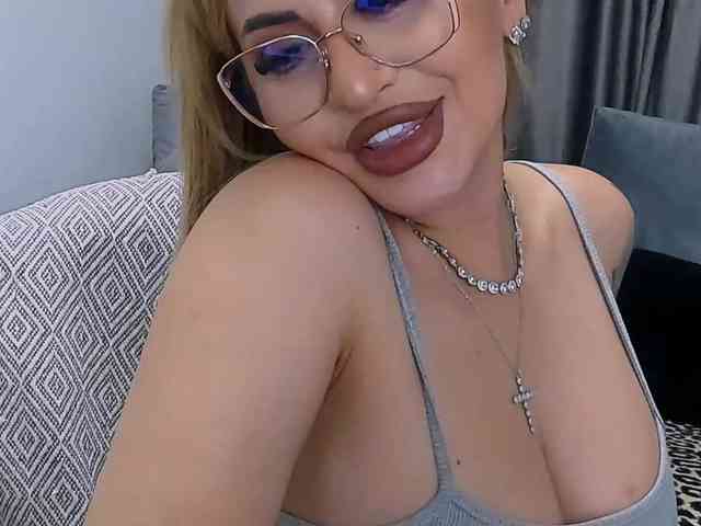 lovelyblondyx lovelyblondyx