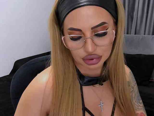 lovelyblondyx lovelyblondyx