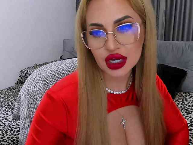 lovelyblondyx lovelyblondyx