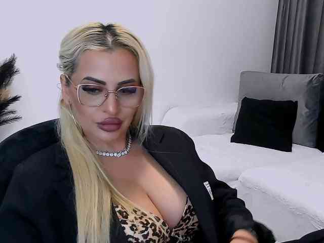 lovelyblondyx lovelyblondyx