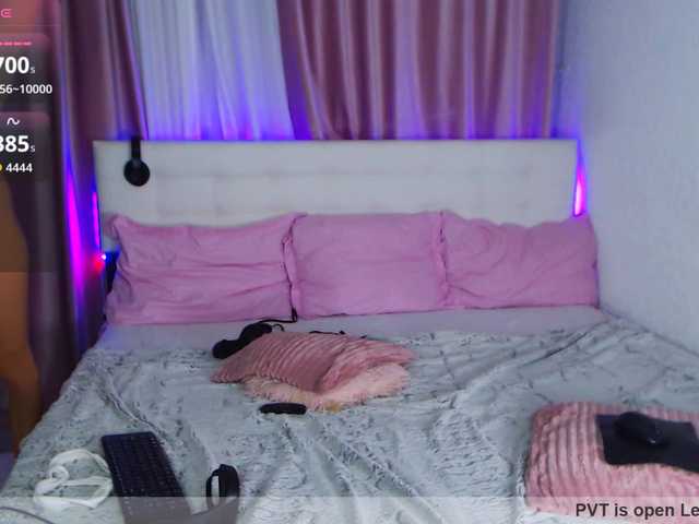 YaninReyes's BongaCams show and profile