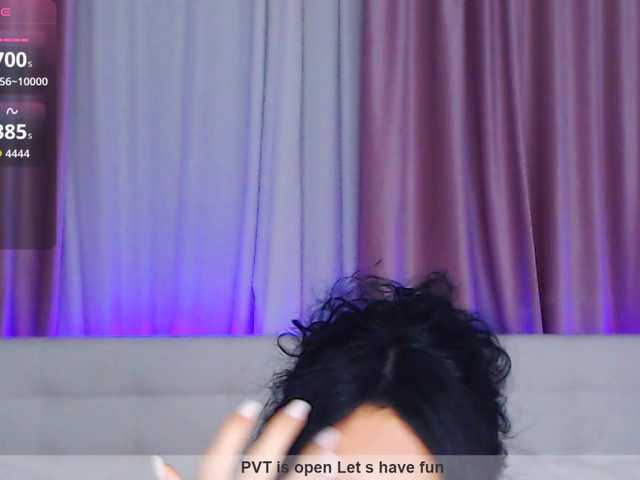 YaninReyes's BongaCams show and profile