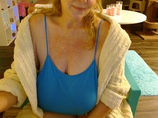 Kallie-Kiss Porn Show