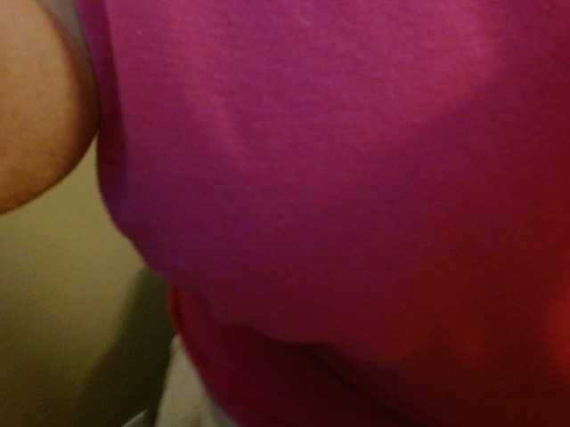 LisaLinny's BongaCams show and profile