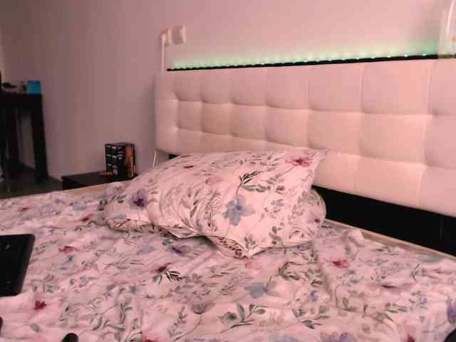 AnnesCora webcam