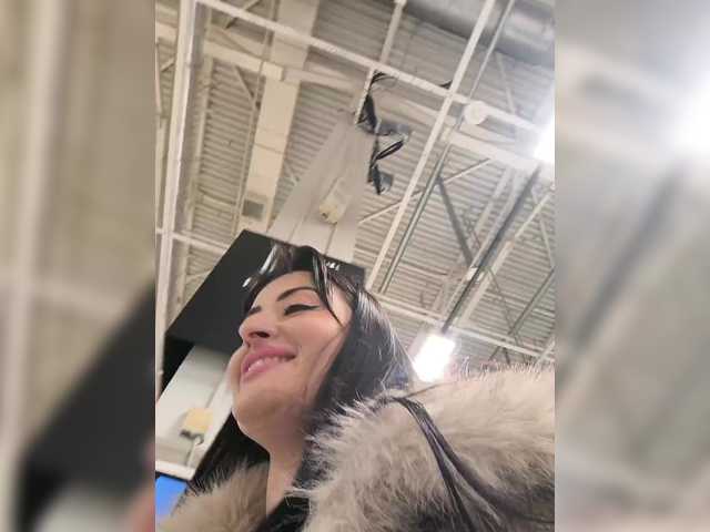 CrazyPussy07's BongaCams show and profile