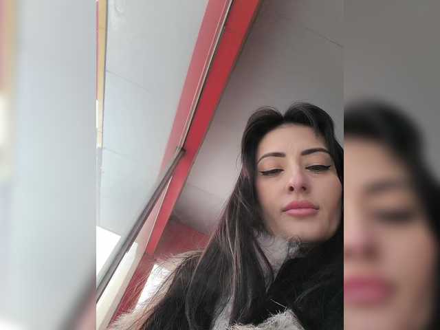 CrazyPussy07's BongaCams show and profile