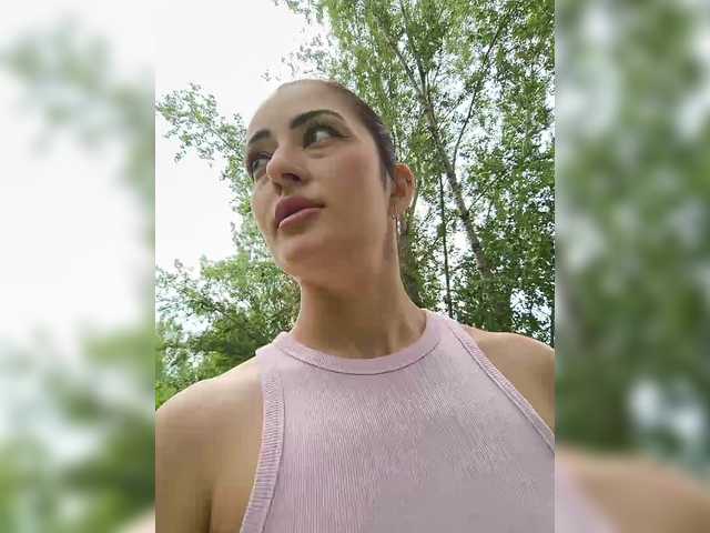 Sex chat gratuit in direct cu CrazyPussy07 pe BongaCams