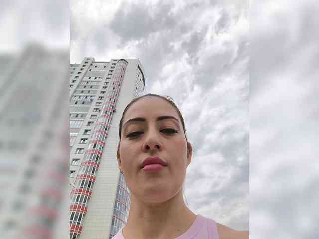 nude striptease CrazyPussy07