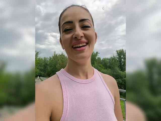 random cam chat CrazyPussy07