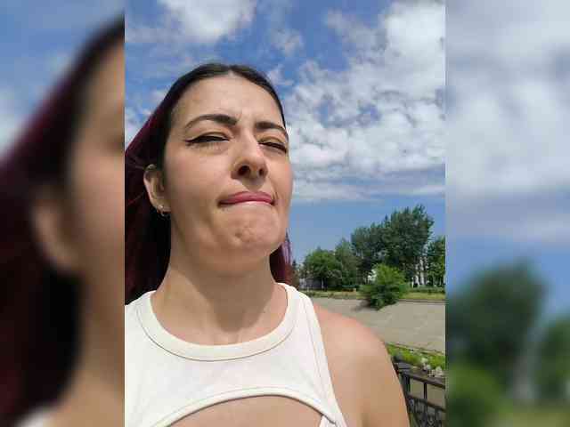 random cam chat CrazyPussy07