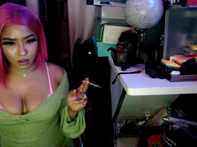 StarNude69 webcam