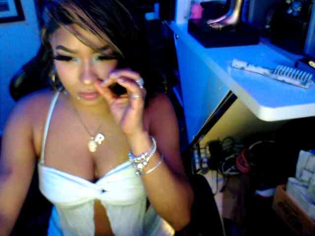 StarNude69 webcam