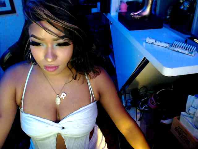 StarNude69 webcam