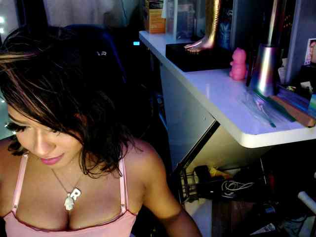 StarNude69 webcam