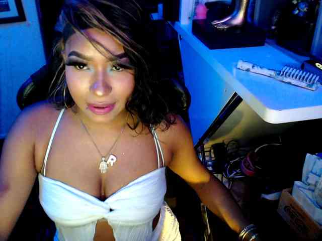 StarNude69 webcam