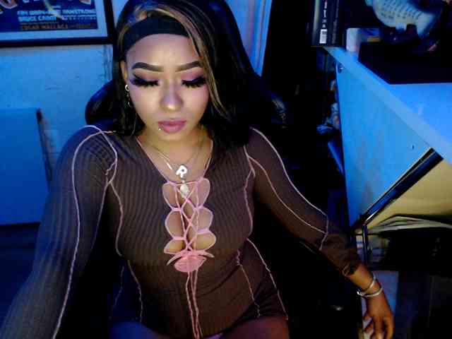 StarNude69 webcam