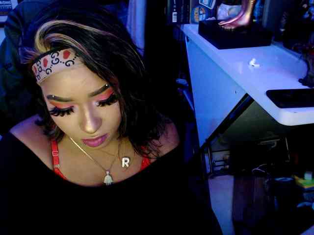 StarNude69 webcam