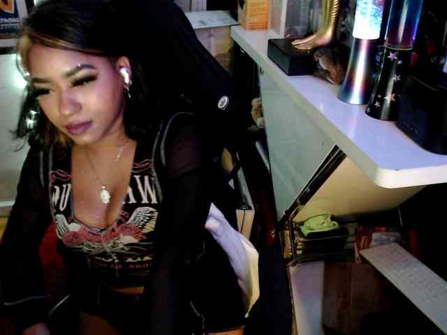 StarNude69 webcam