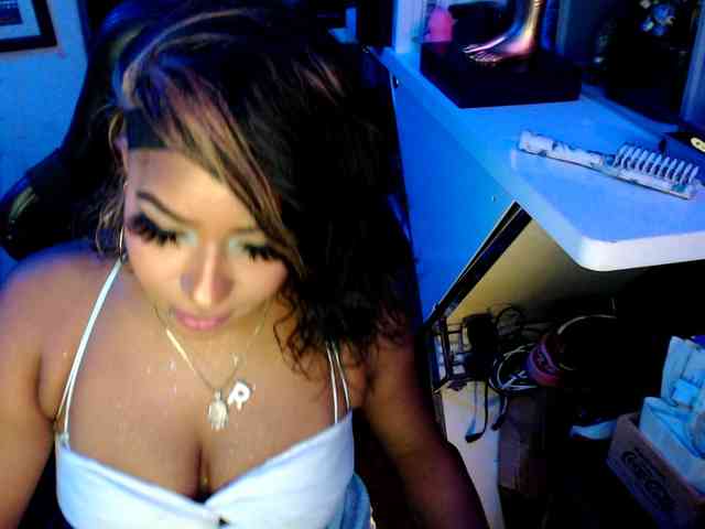 StarNude69 webcam