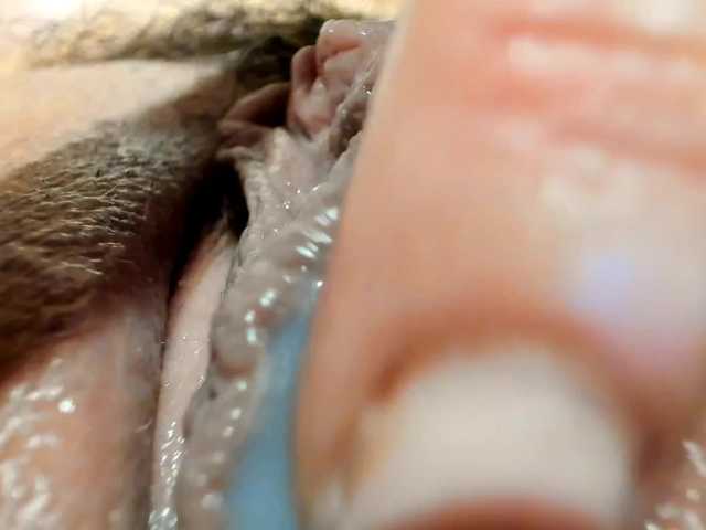 Alice-Sweet's BongaCams show and profile