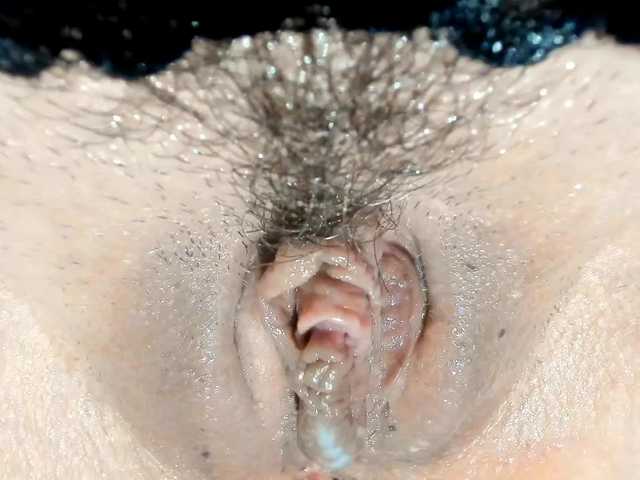 Alice-Sweet's BongaCams show and profile