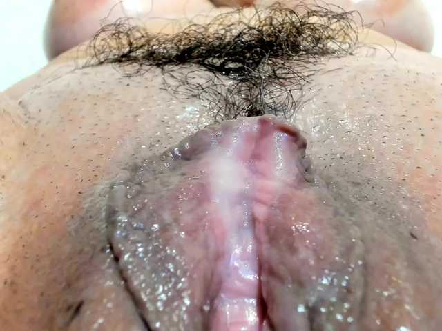 Alice-Sweet's BongaCams show and profile