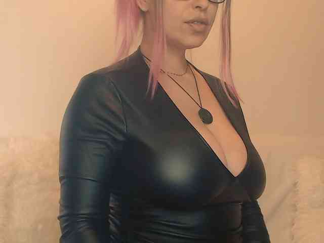 BlondeNicolet BlondeNicolet