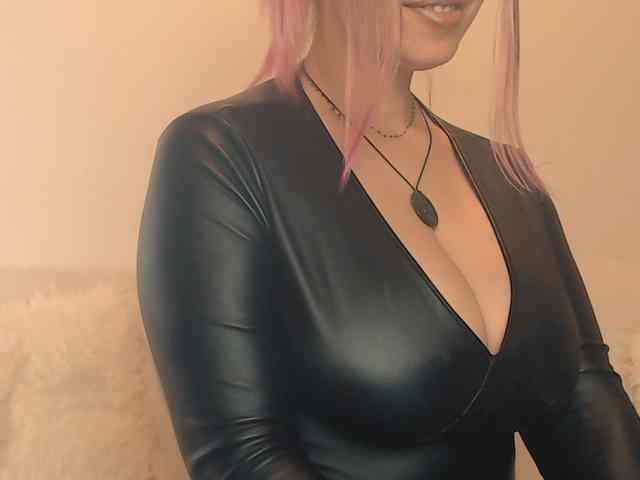 BlondeNicolet webcam